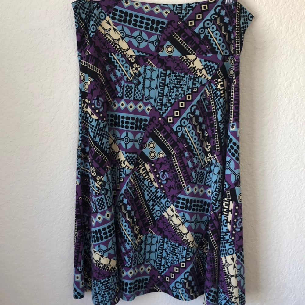 💜Beautiful Lularoe Azure Skirt💜